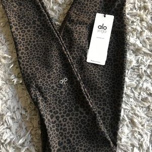Alo Yoga High-Waist Vapor Leopard Legging Size Sm